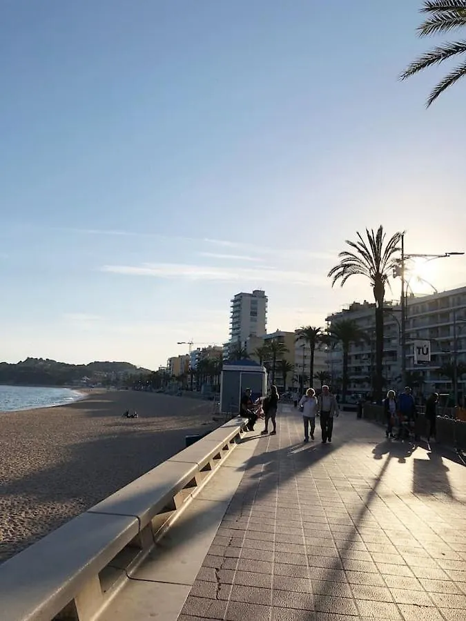 Apartament Lloret De Mar With Terrace Spain